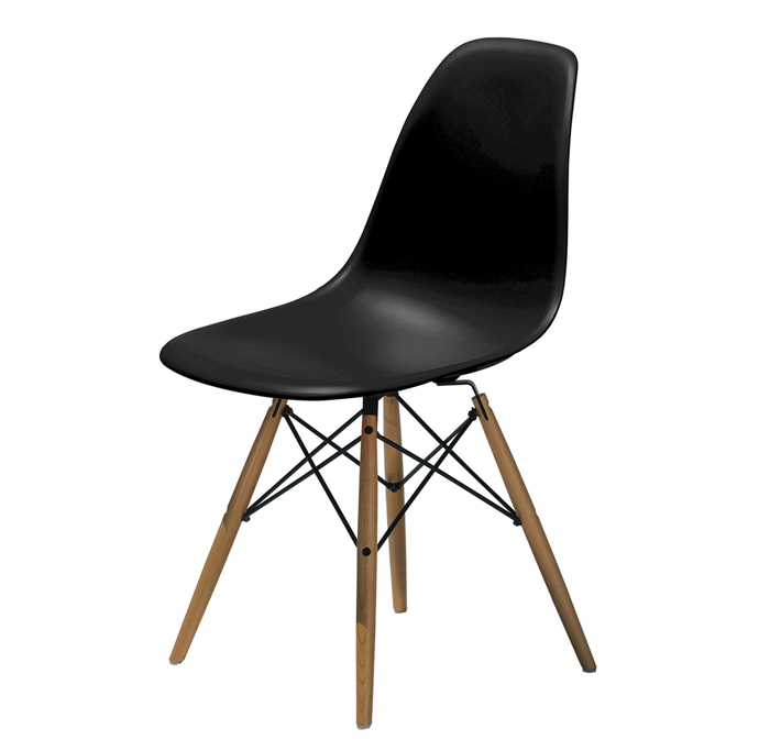 Silla de plástico con madera